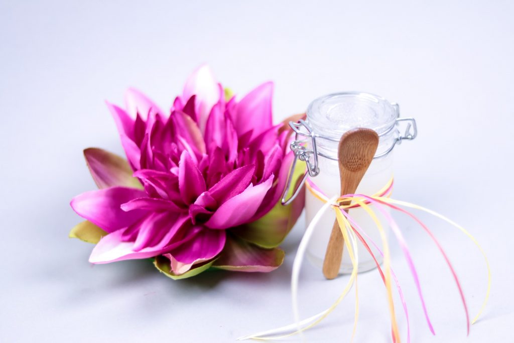 Pflegecreme ohne künstliche Zusatzstoffe selbst herstellen 1